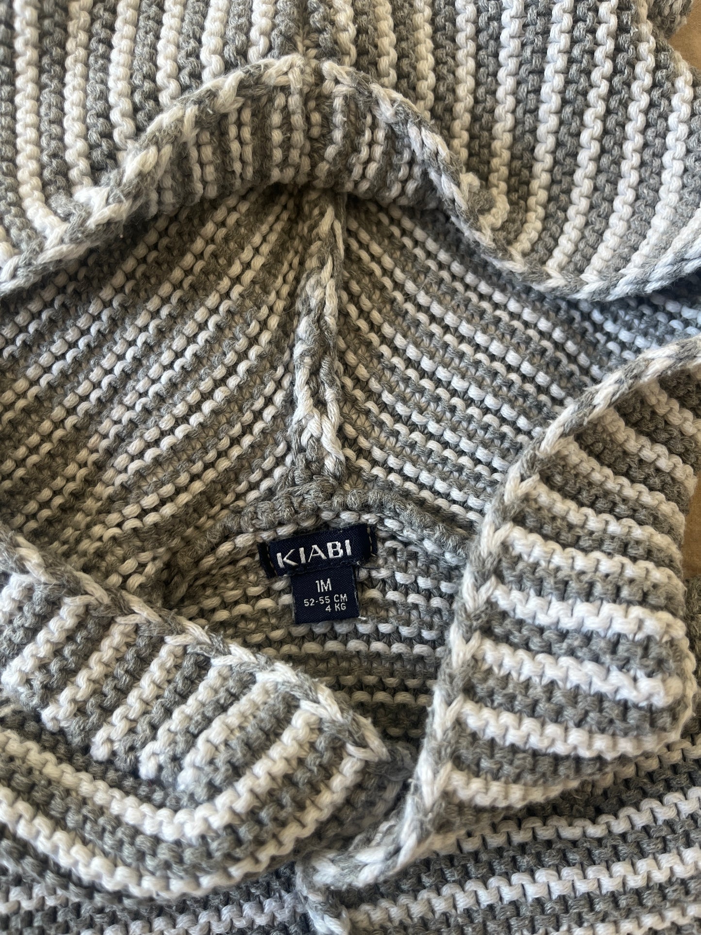 Gilet en maille gris et blanc à capuche - 1 mois