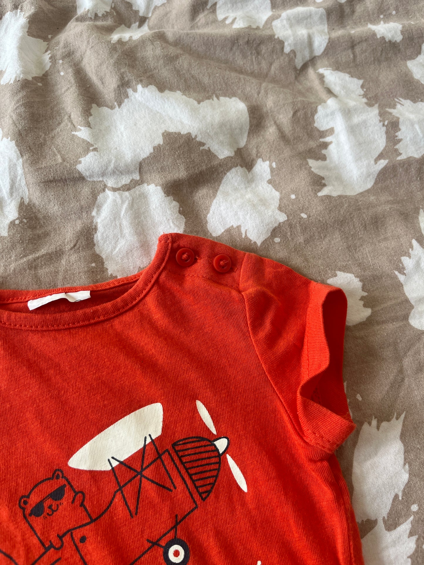 T-shirt à manches courtes rouge avion - 1 mois
