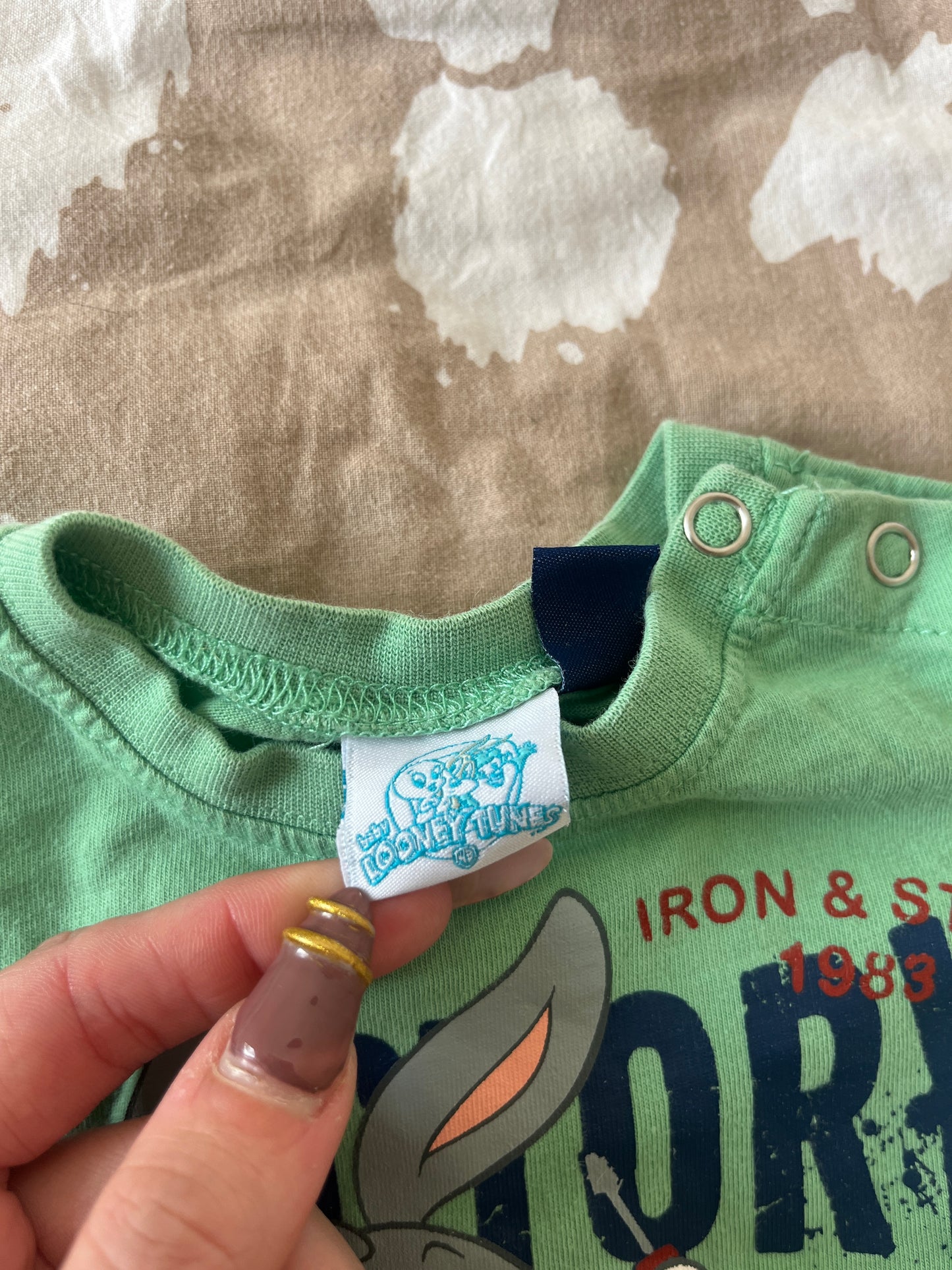 T-shirt à manches courtes vert Looney Tunes - 0/3 mois