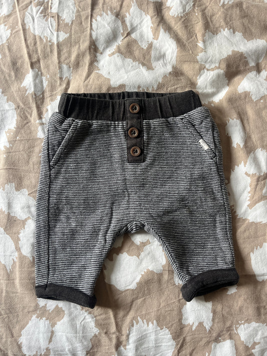 Jogging en maille gaufrée noir et gris - 1 mois