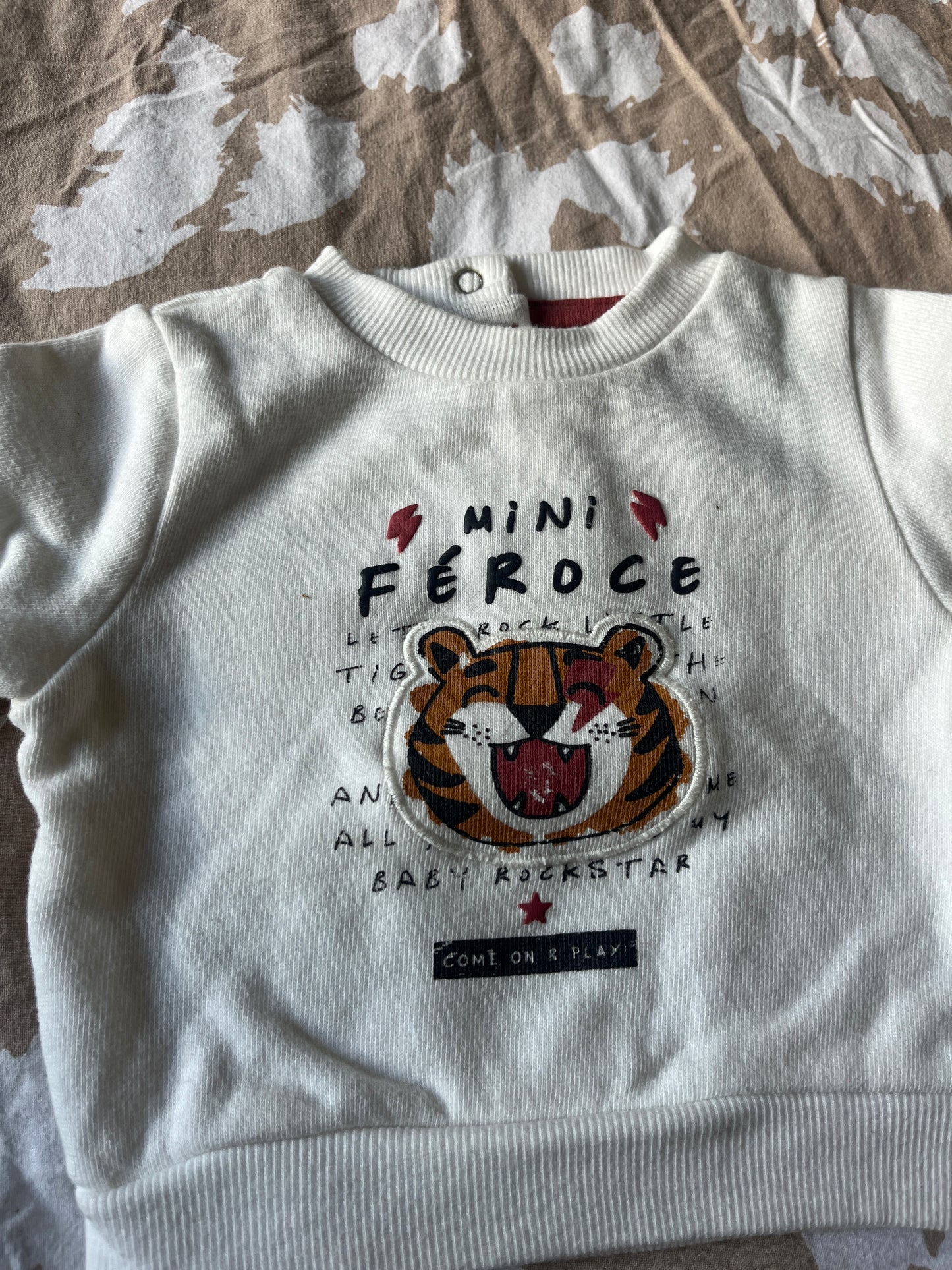 Sweat-shirt à manches longues « mini féroce » - 1 mois