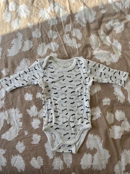 Body manches longues motifs moustaches - 3 mois