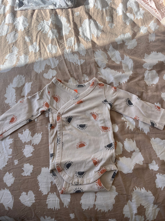 Body manches longues motifs soleils - 0 mois