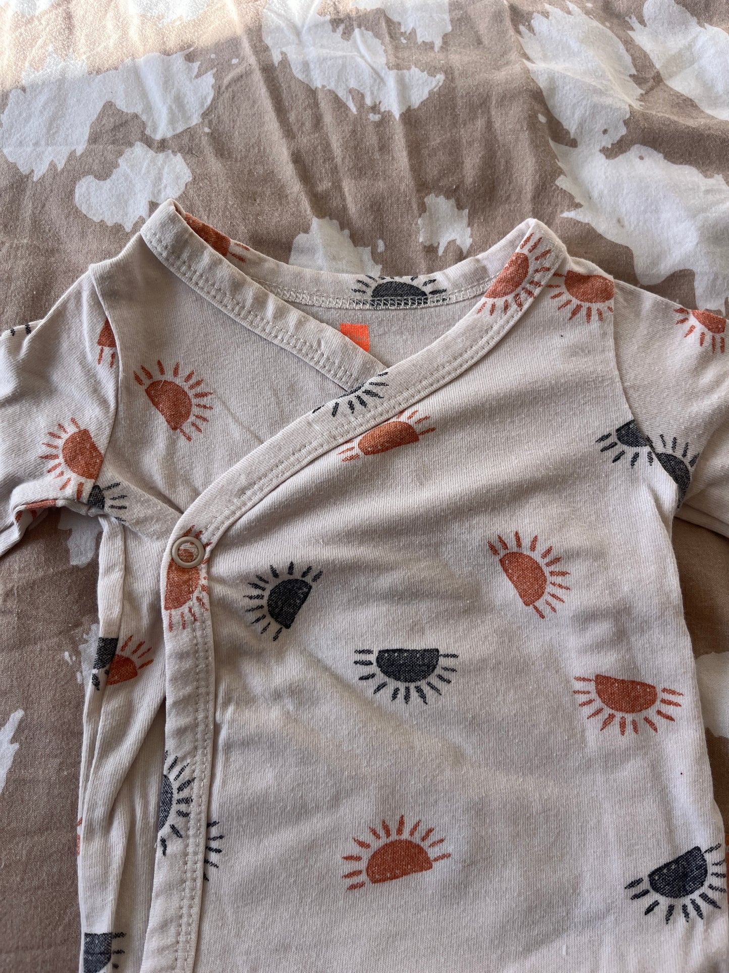 Body manches longues motifs soleils - 0 mois