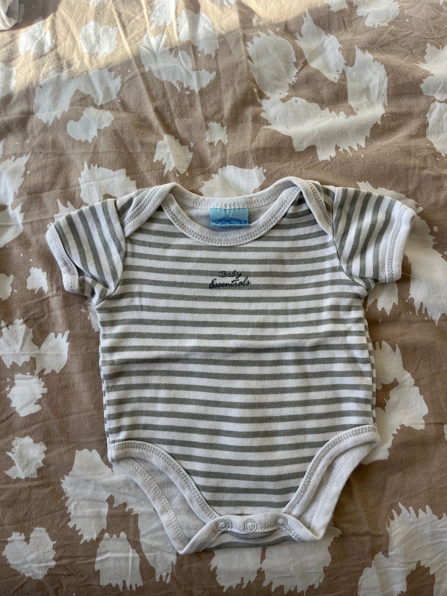 Body manches courtes rayures grises - 0/3 mois