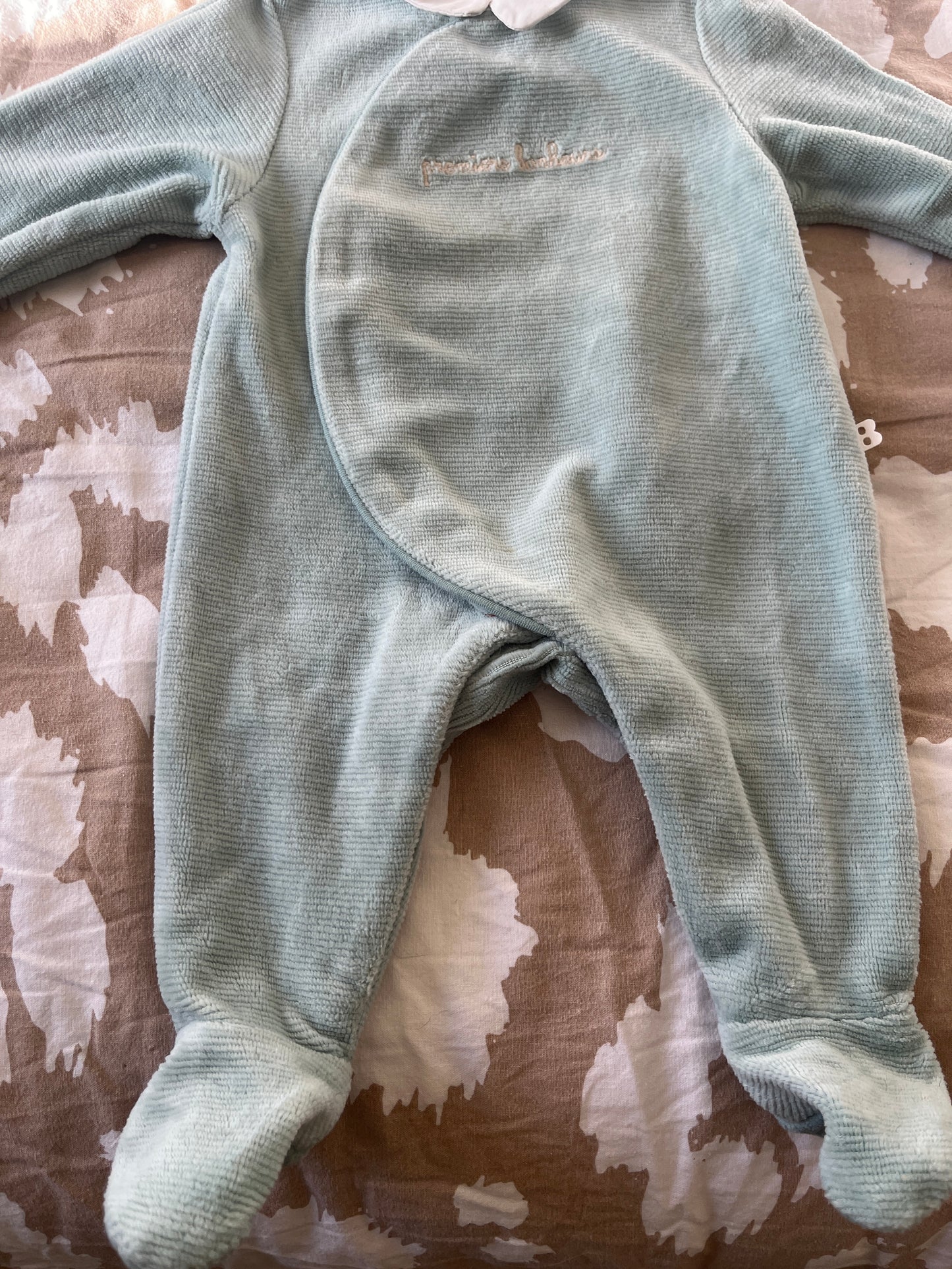 Pyjama en velours vert sauge avec col Claudine - 0 mois
