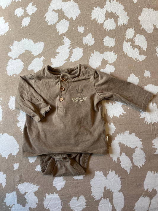 T-shirt-body 2 en 1 marron à manches longues « grow up slowly » - 3 mois