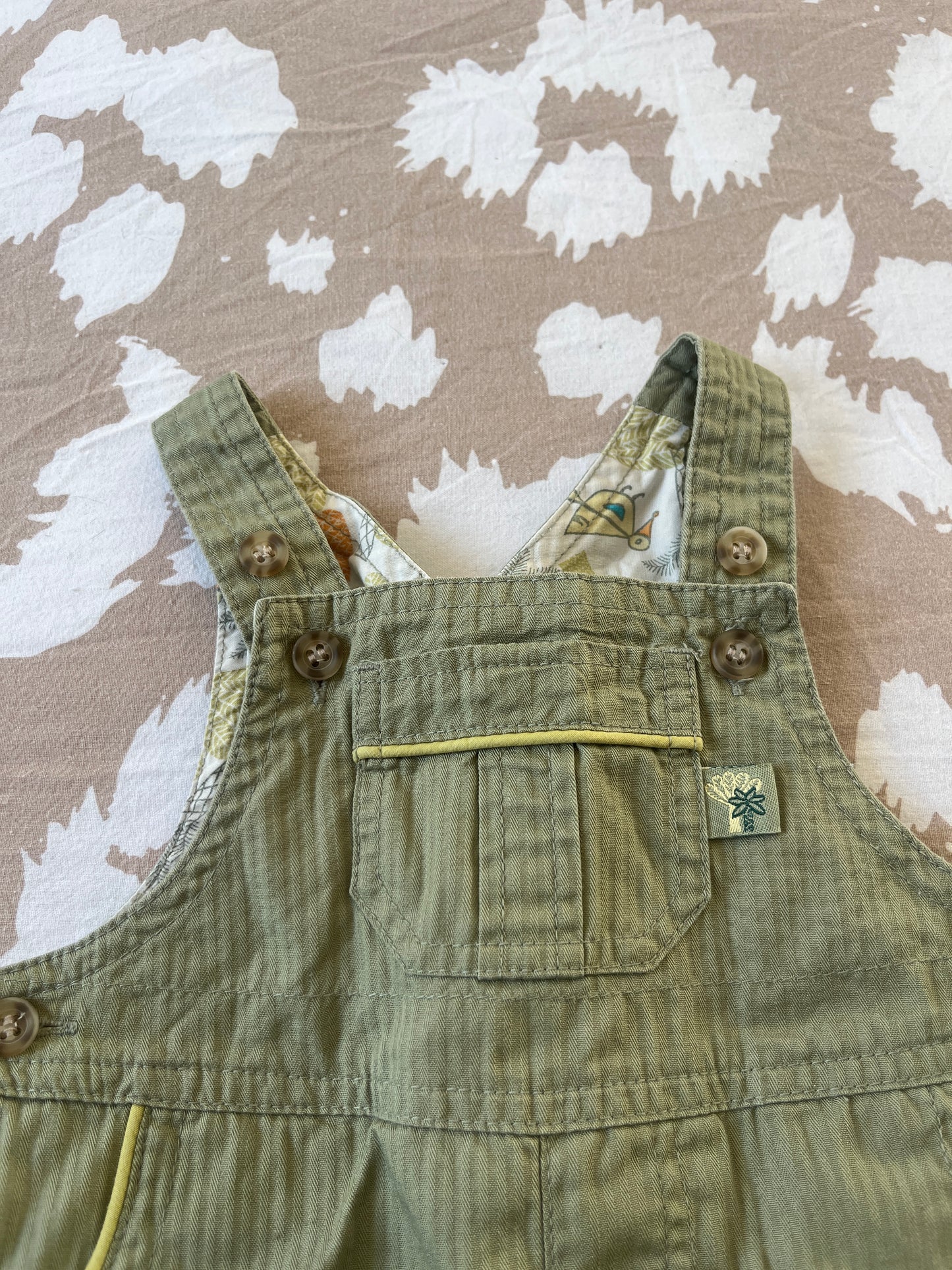 Salopette vert avec coutures jaunes Sergent Major - 3 mois