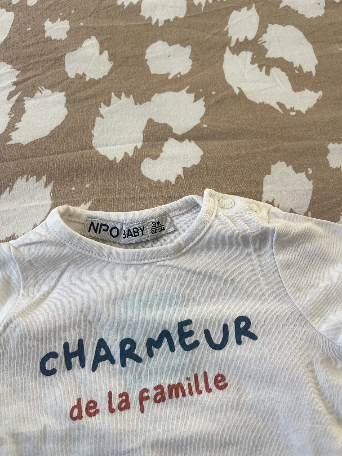 T-shirt à manches courtes blanc « charmeur de la famille » - 3 mois