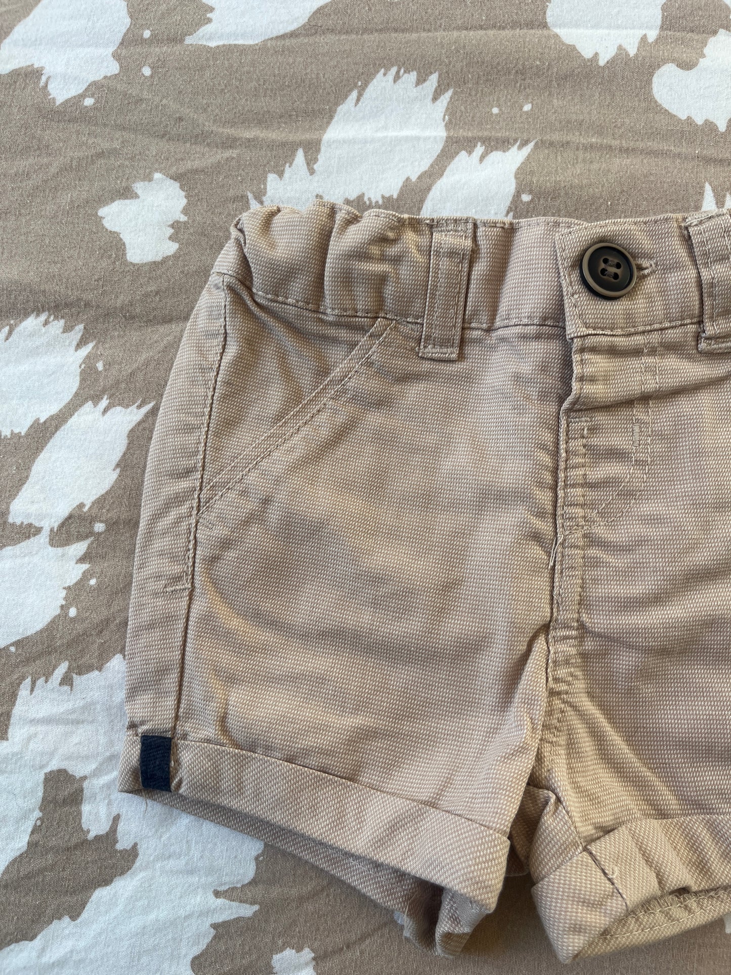Short beige sans poches et petit vélo - 3 mois