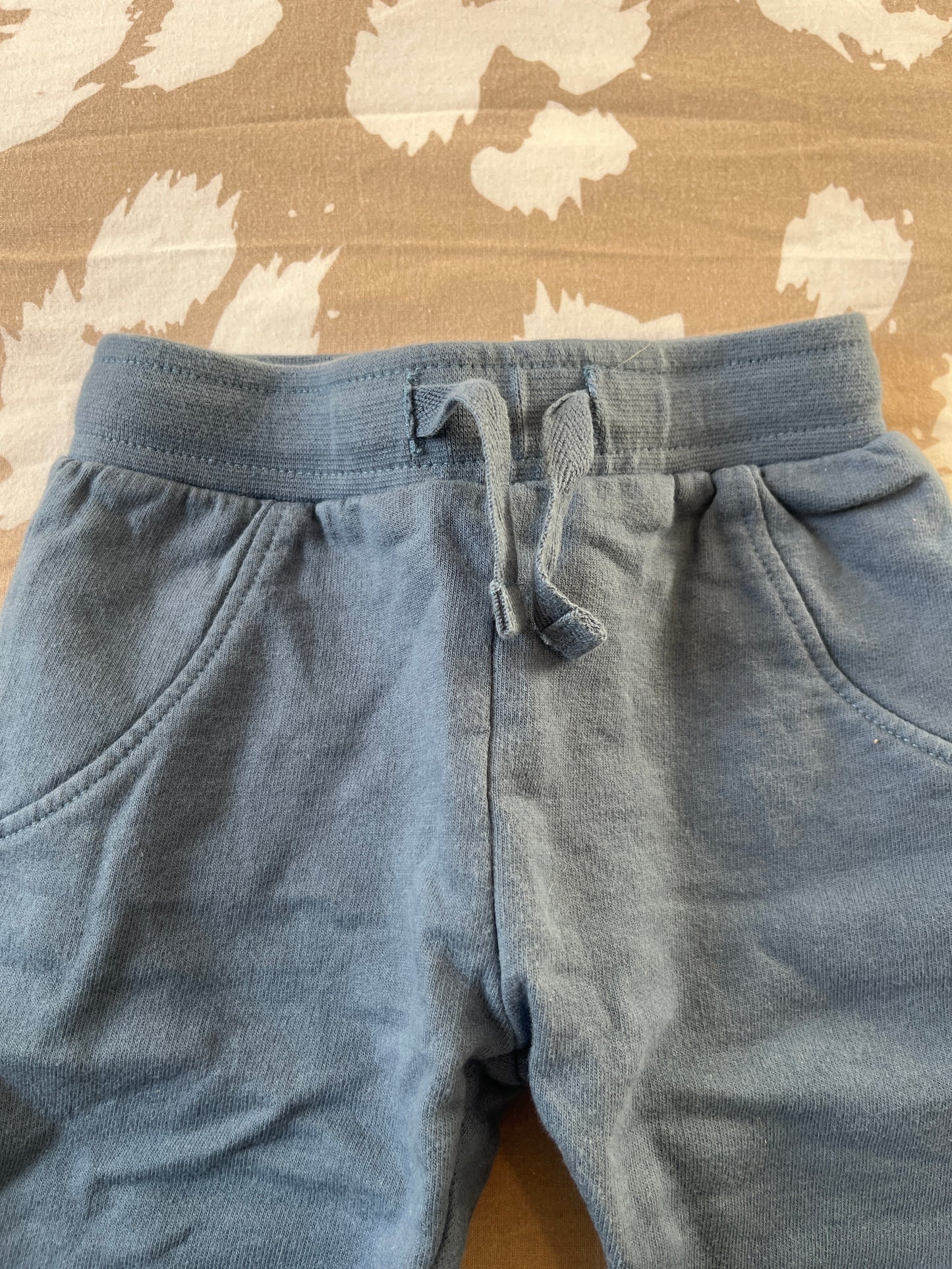 Jogging bleu sans poches - 4/6 mois