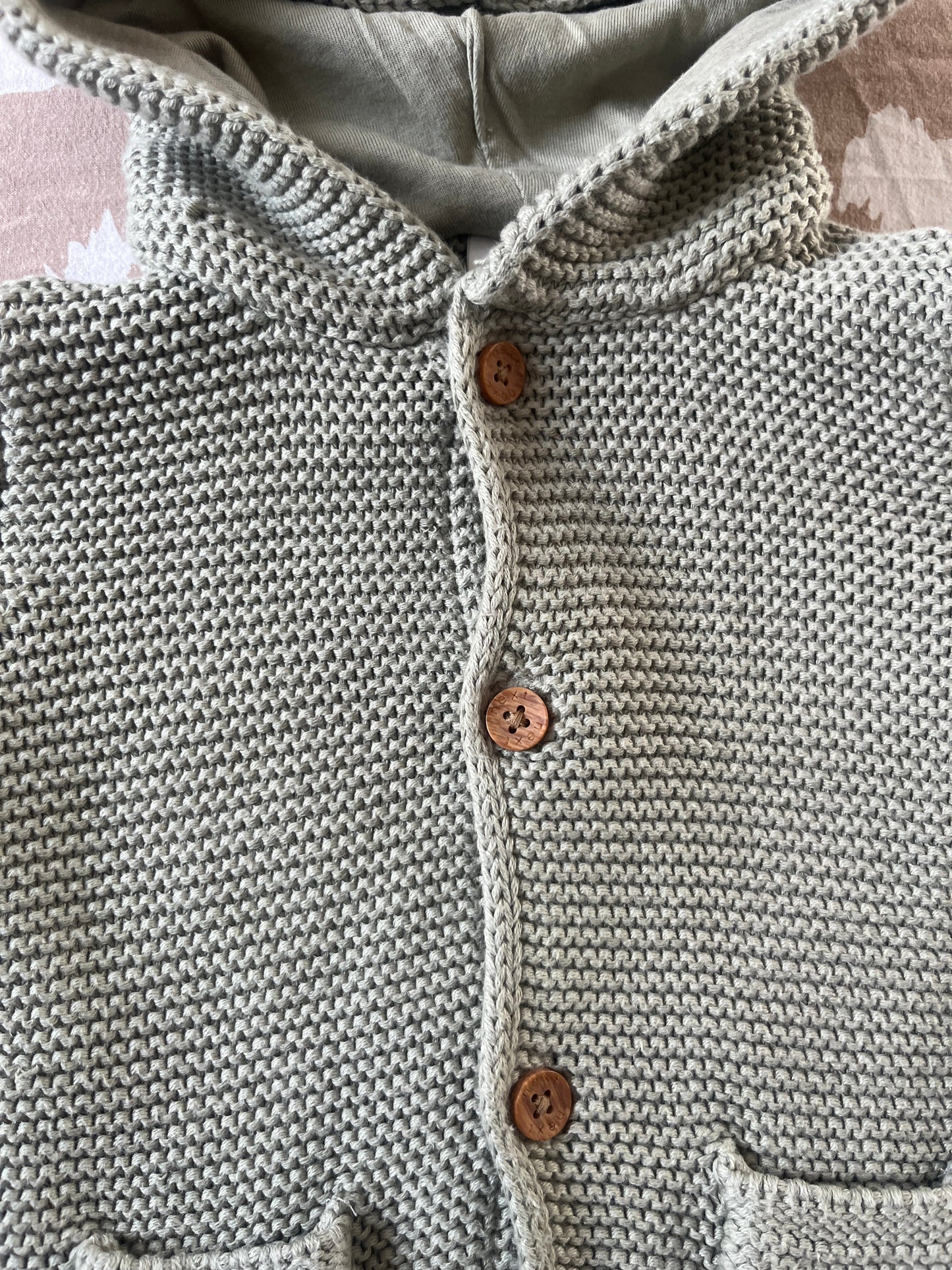 Veste en maille à manches longues vert sauge à capuche - 3/6 mois