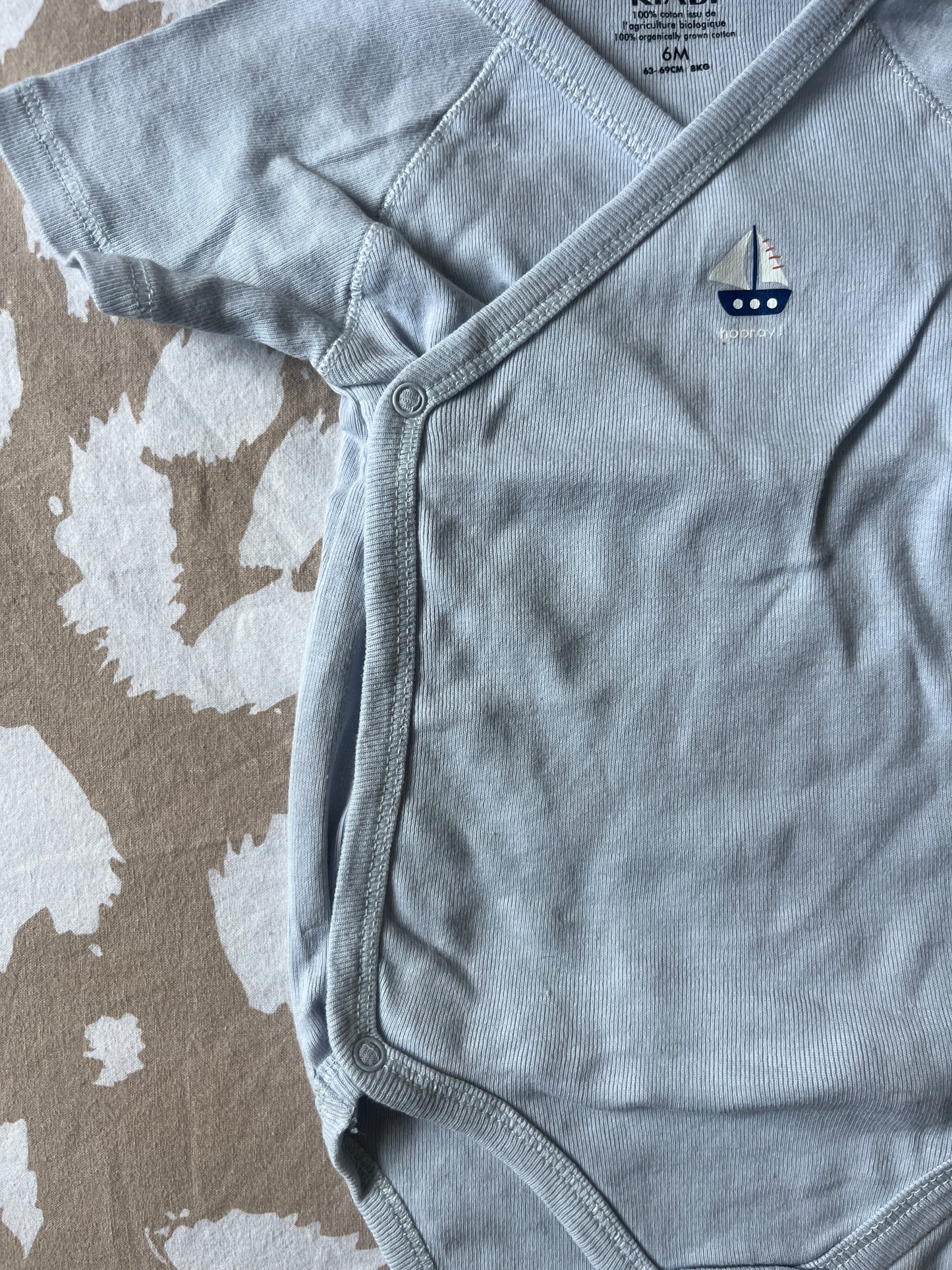 Body à manches courtes bleu ciel bateau - 6 mois