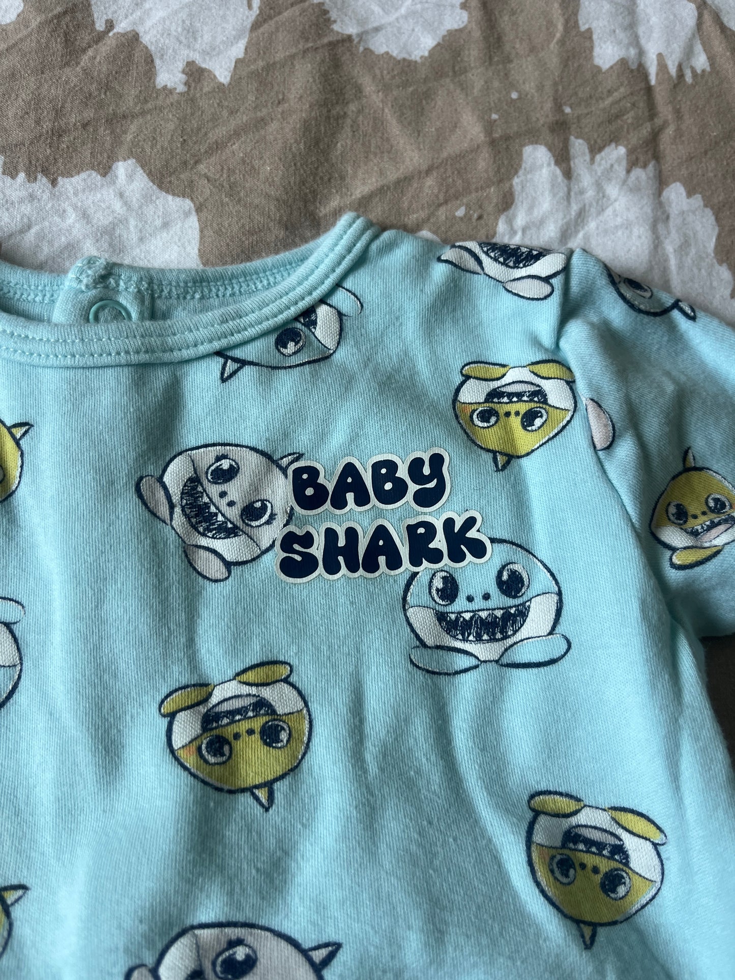 Pyjama bleu cyan Baby Shark - 6 mois