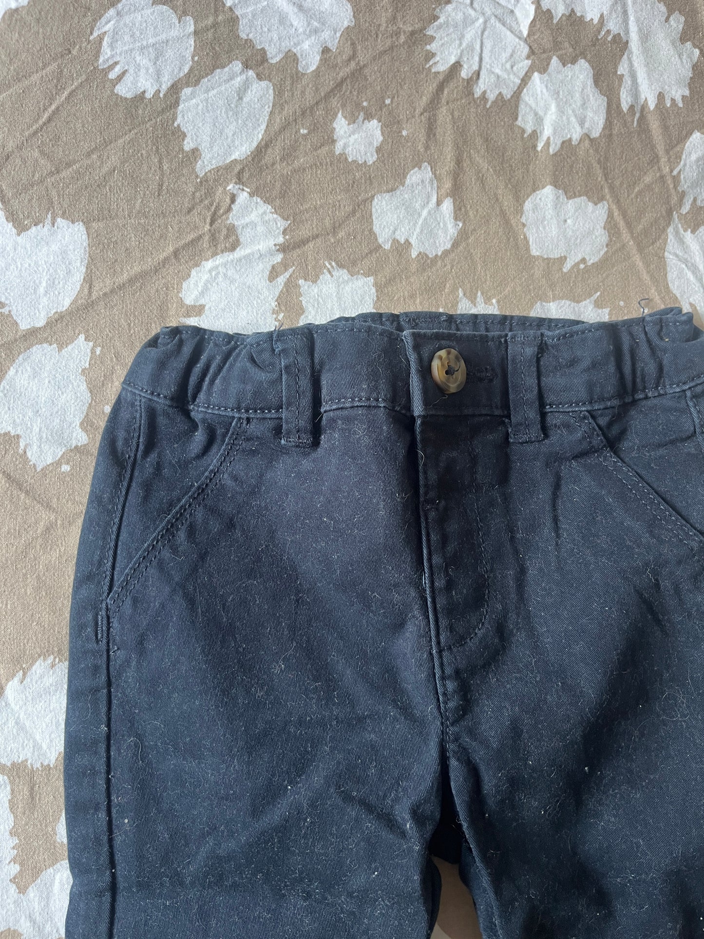 Pantalon chino en velours bleu marine Kiabi - 6 mois