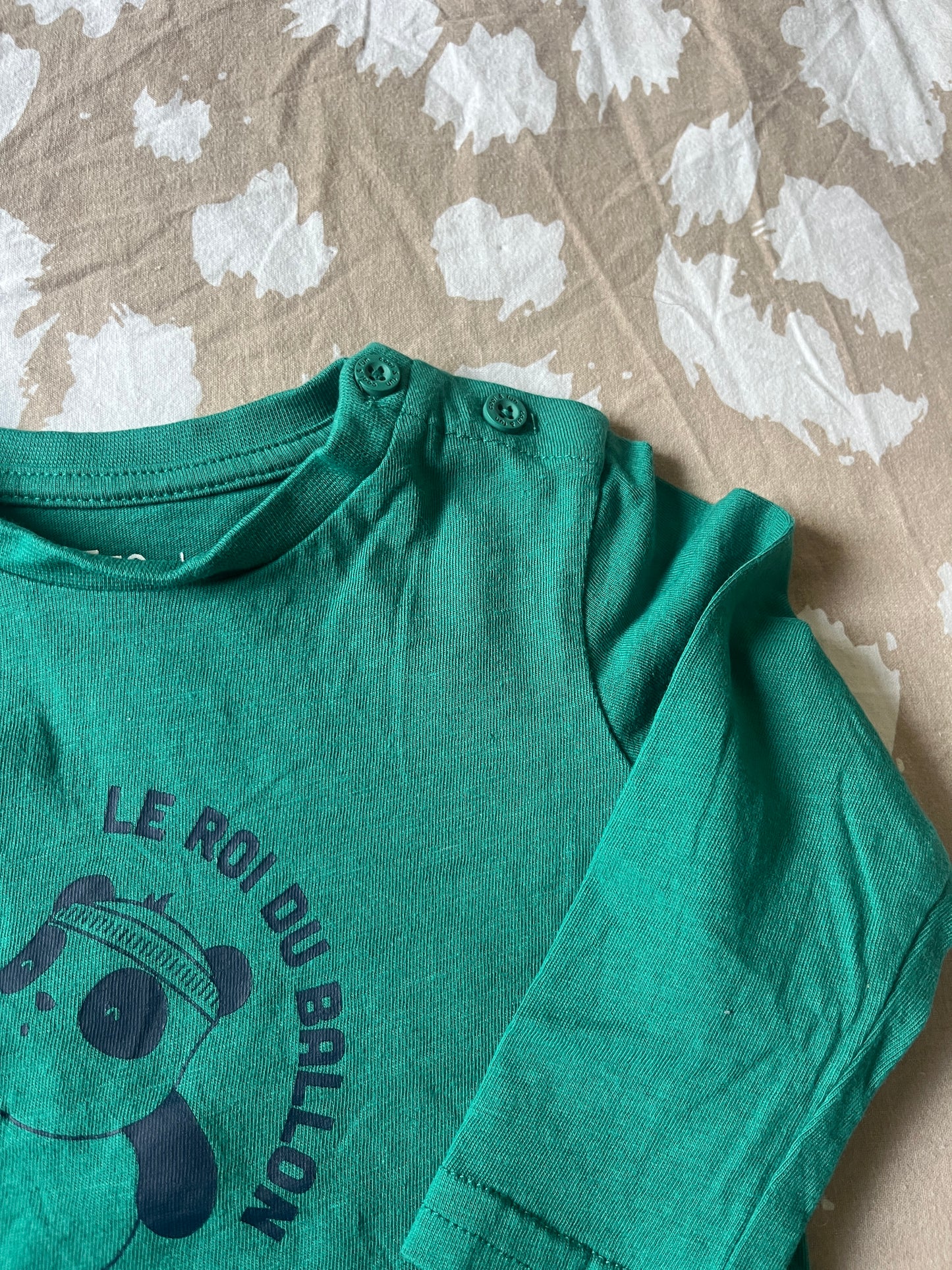 T-shirt à manches longues vert avec panda - 6 mois