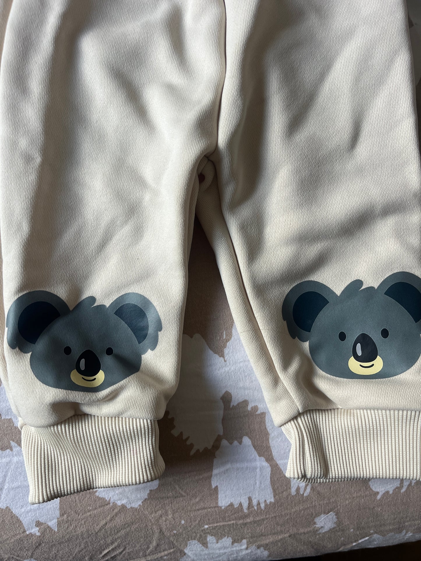 Ensemble jogging beige koala - 6/9 mois