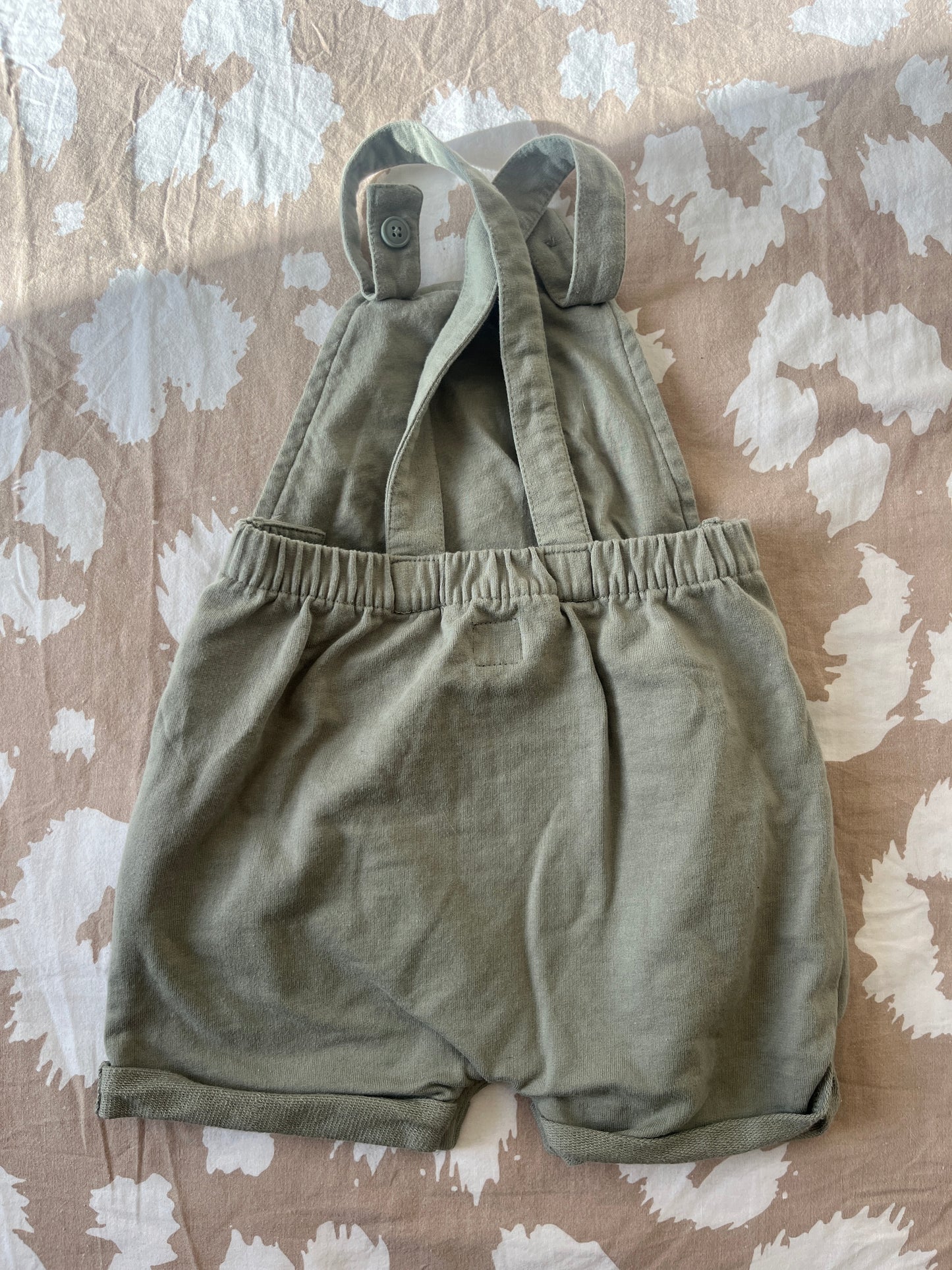 Ensemble t-shirt à manches courtes + salopette - 18 mois