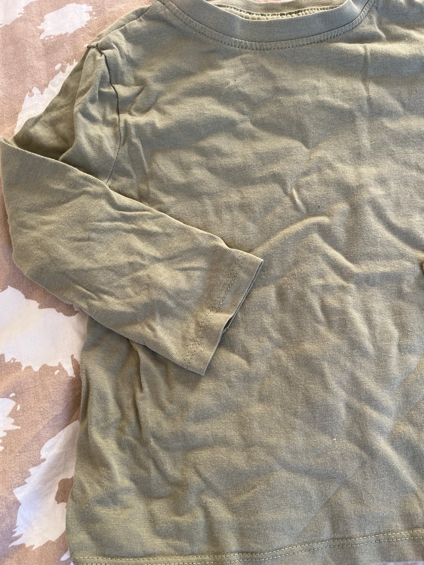 T-shirt à manches longues kaki Primark - 2/3 ans (98cm)