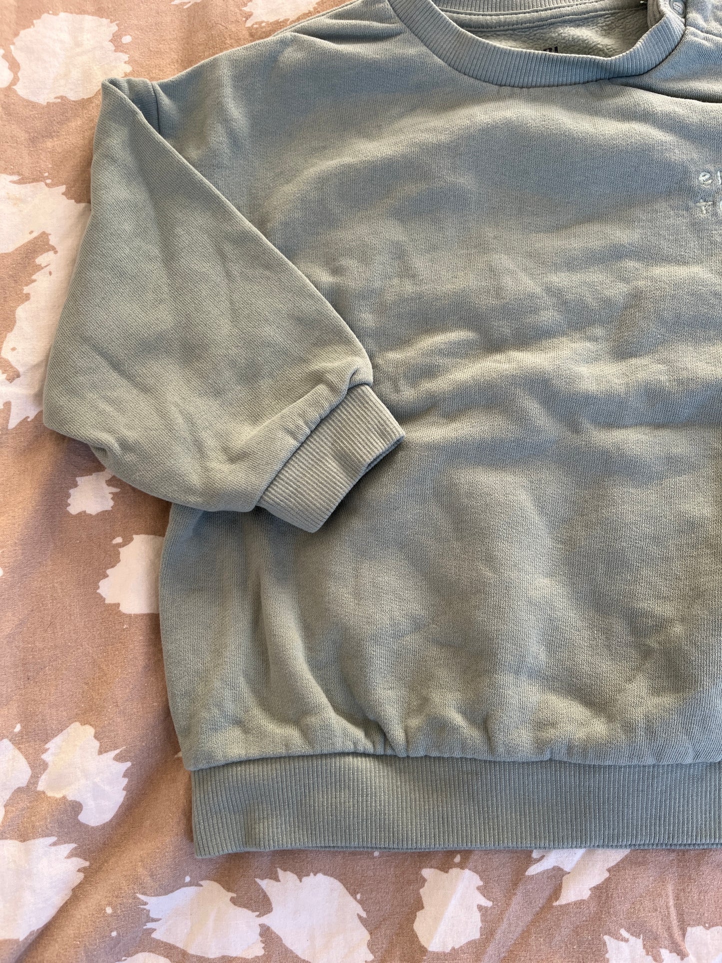 Sweat à manches longues vert « enjoy today » - 24 mois