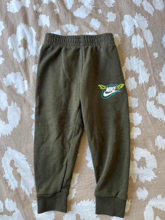 Jogging kaki Nike - 24 mois