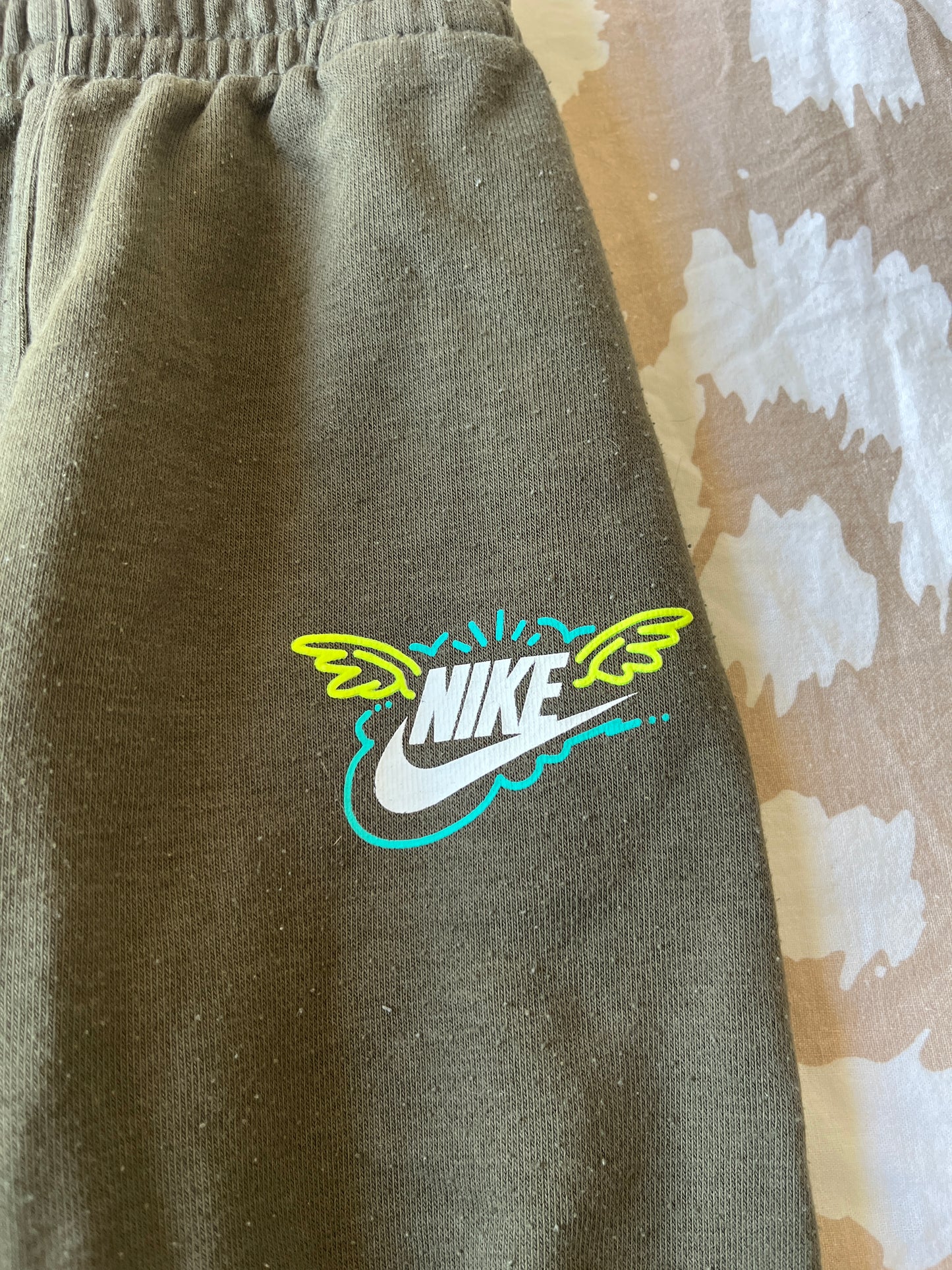 Jogging kaki Nike - 24 mois