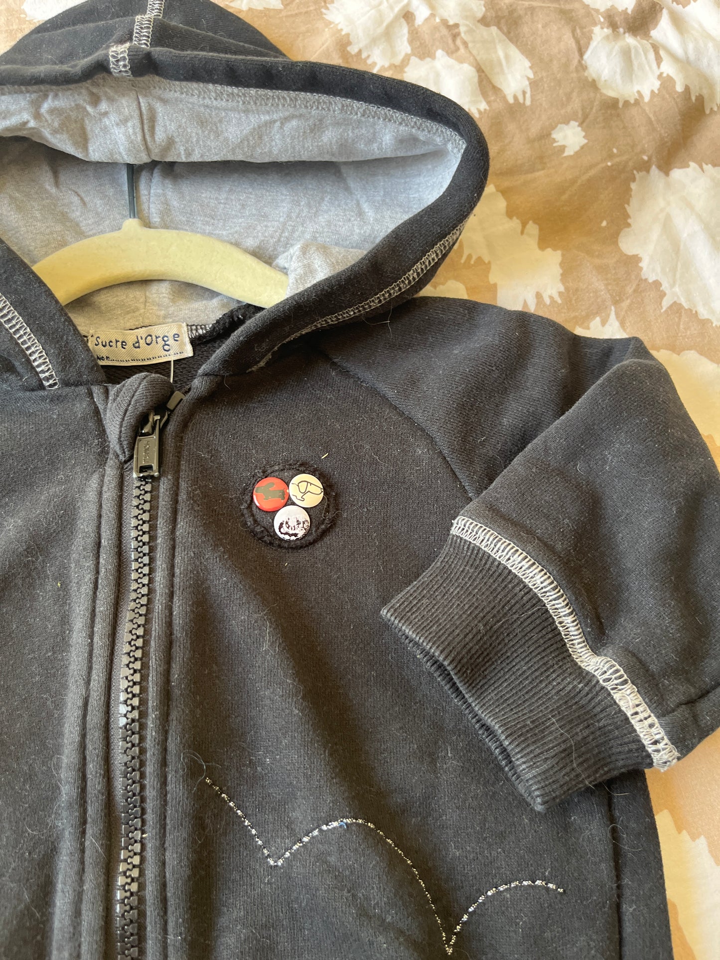Gilet à capuche noire motif chien Sucre d’Orge - 12 mois