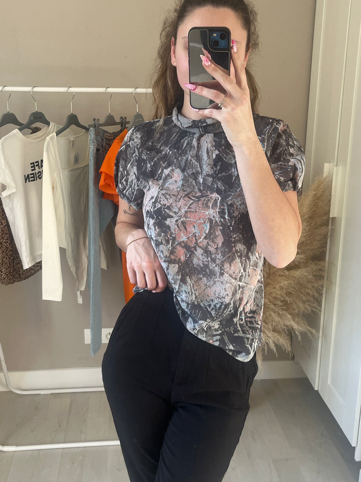 T-shirt à manches courtes fleuri transparent - M