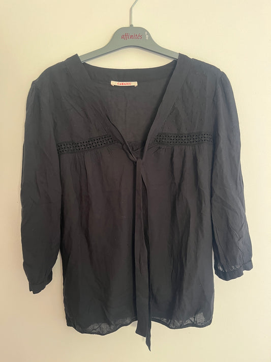 Blouse noire manches 3/4 avec broderies - S