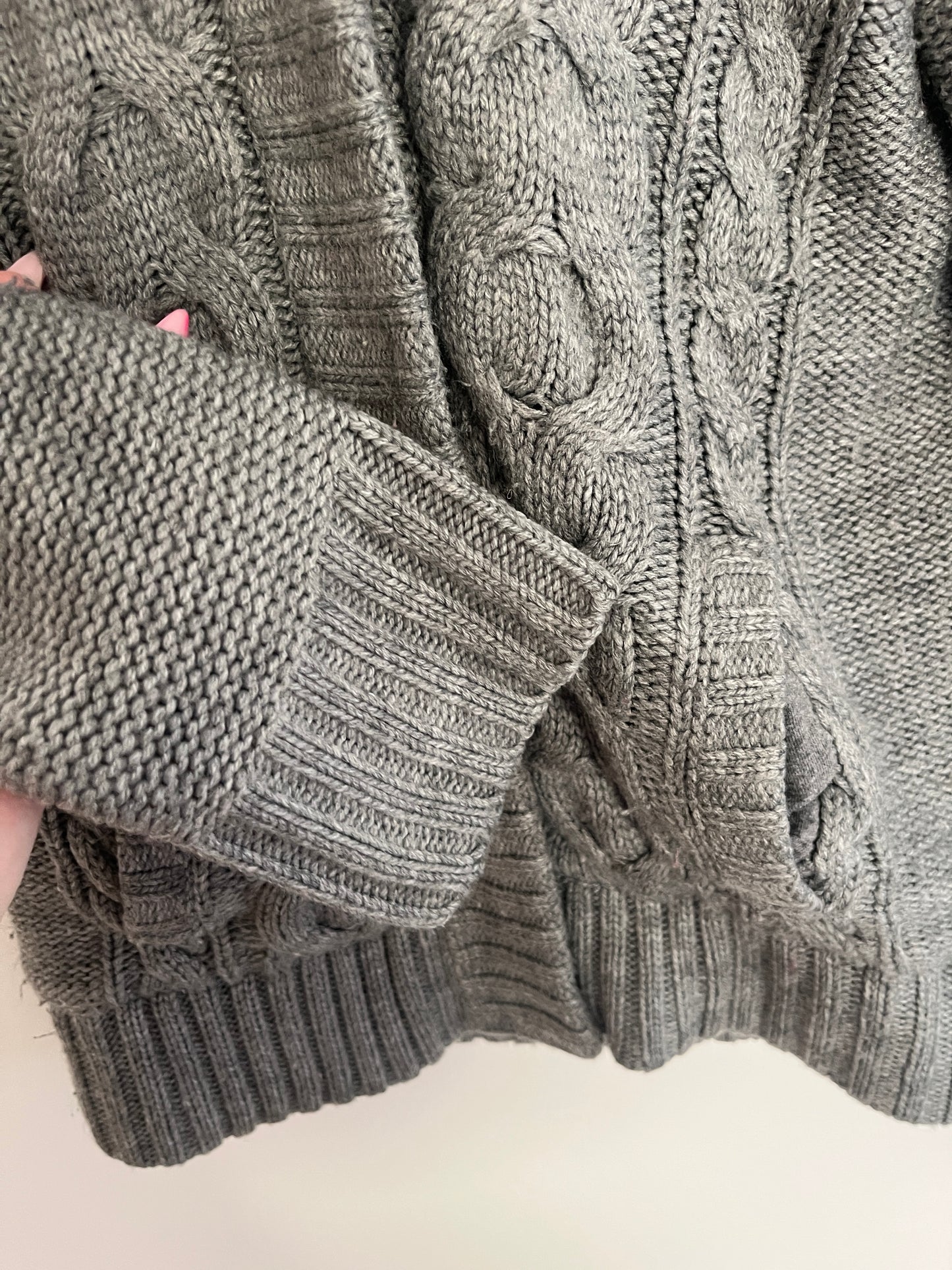 Veste épaisse à capuche en maille grise - S