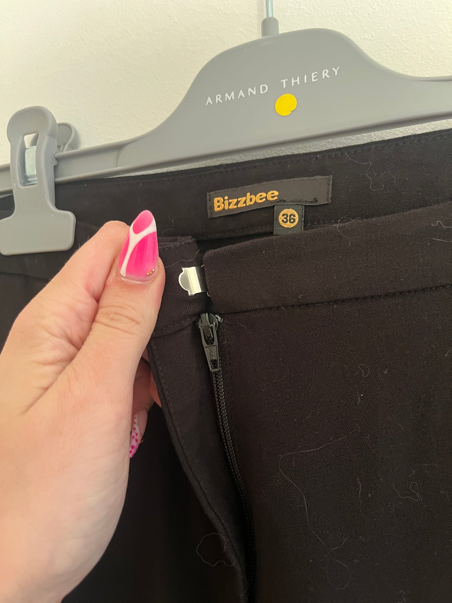 Pantalon noir à pinces Bizzbee - S