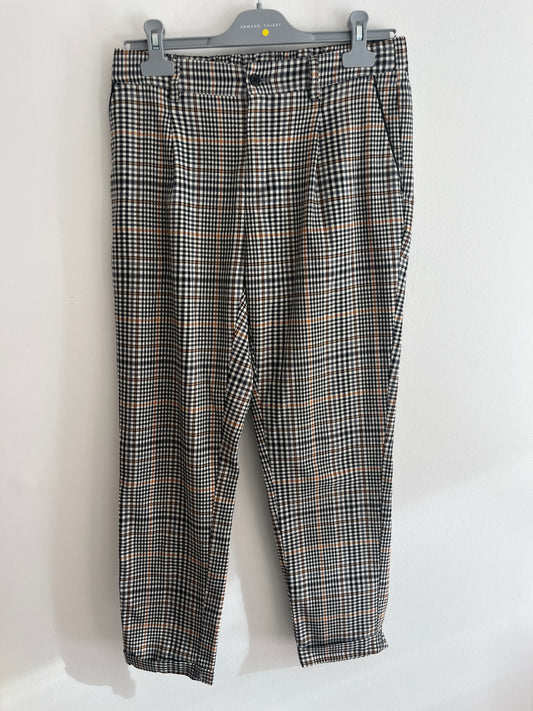 Pantalon à pinces à carreaux avec ourlets - M