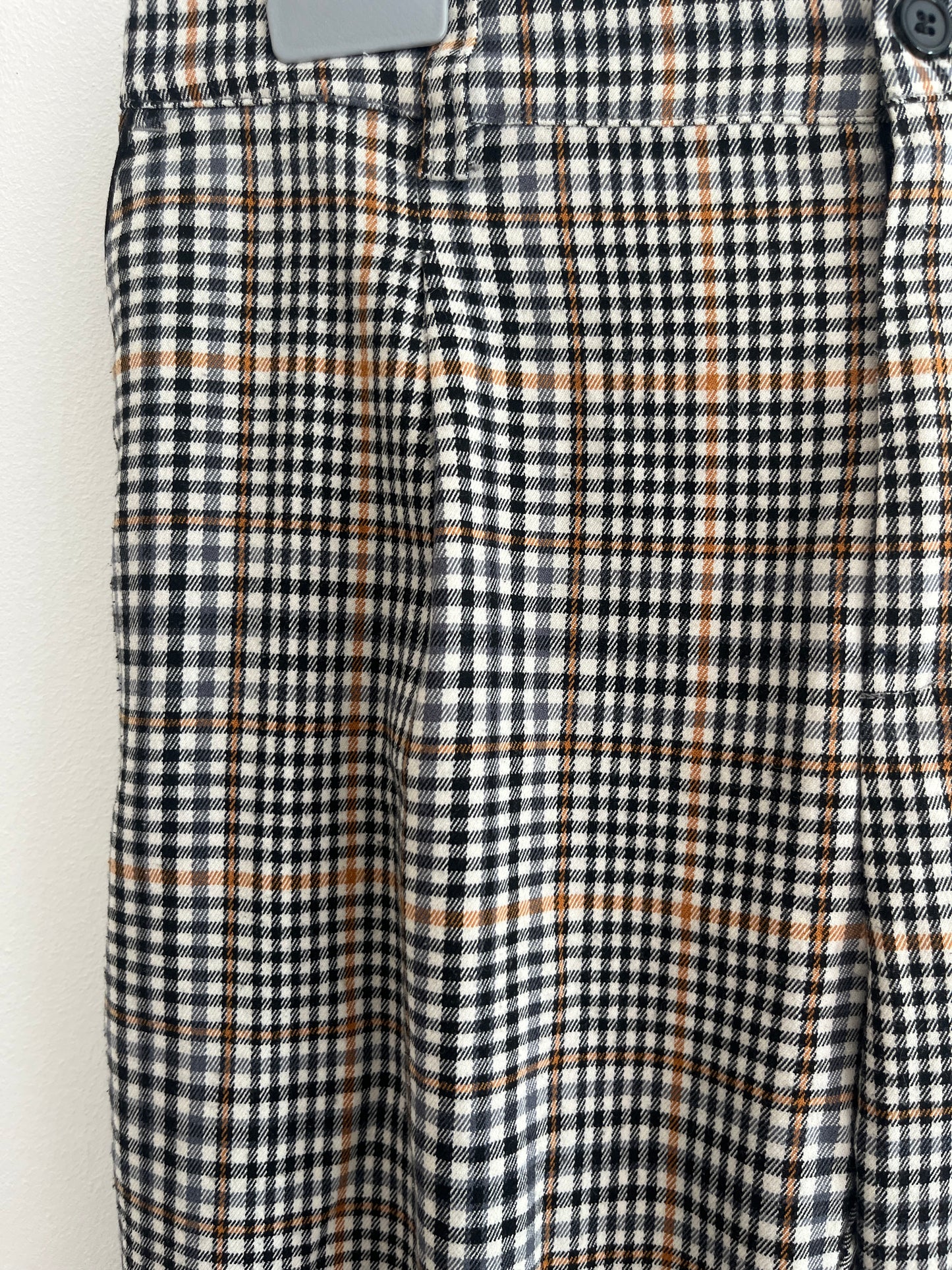 Pantalon à pinces à carreaux avec ourlets - M