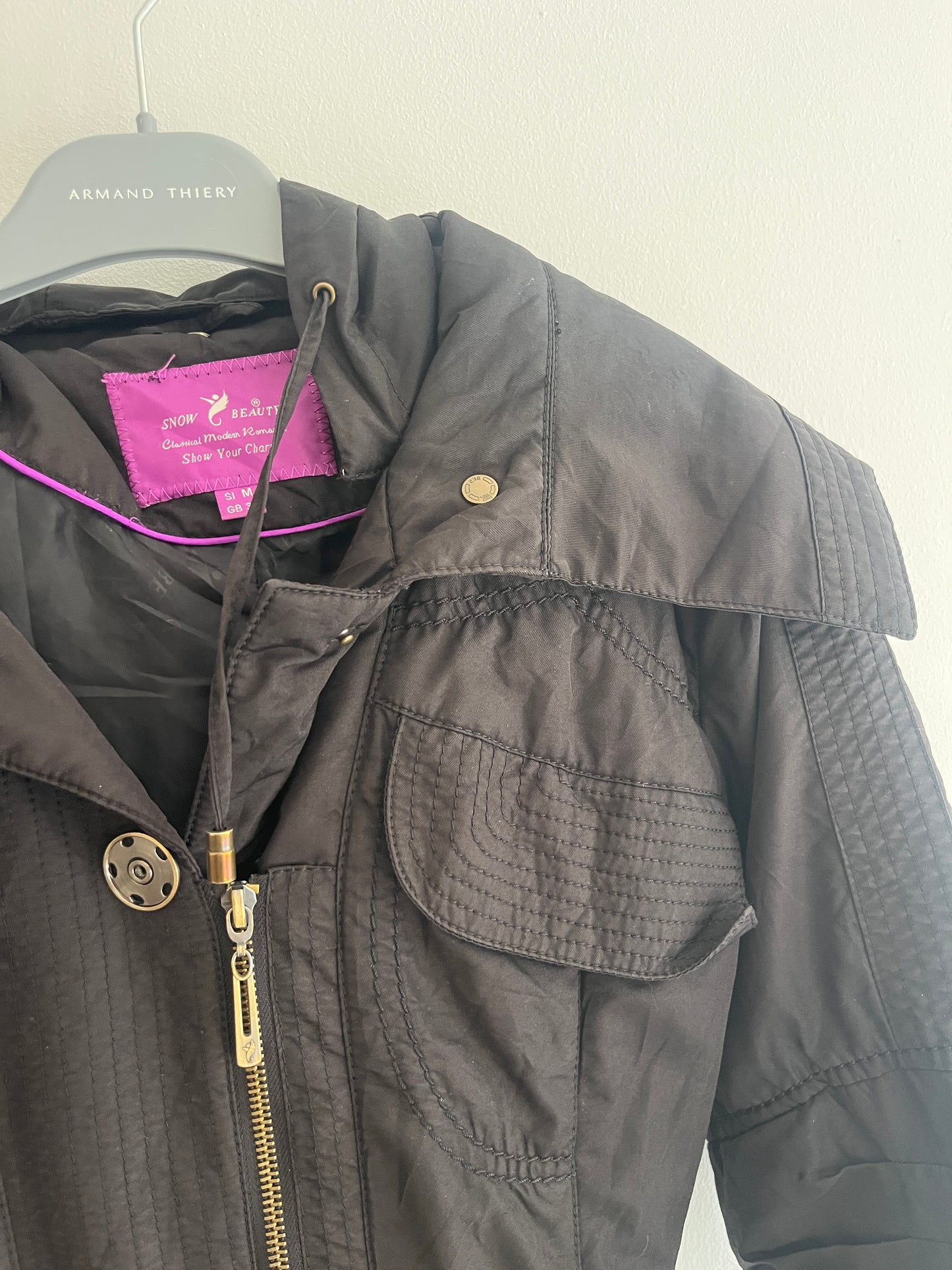 Manteau à manches longues à capuche ceinturé - M