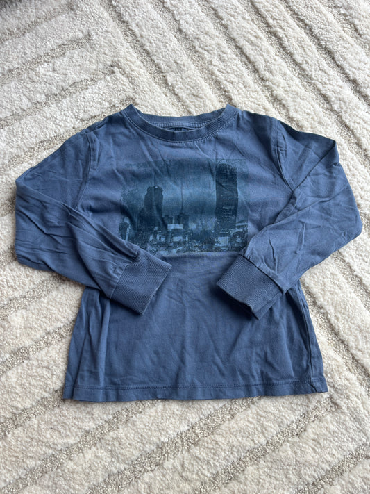 T-shirt à manches longues bleu paysage ville Kiabi - 5 ans