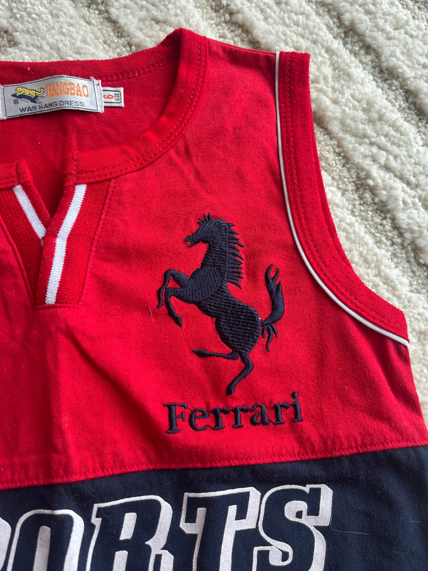 T-shirt sans manches rouge vintage Ferrari - 6 ans