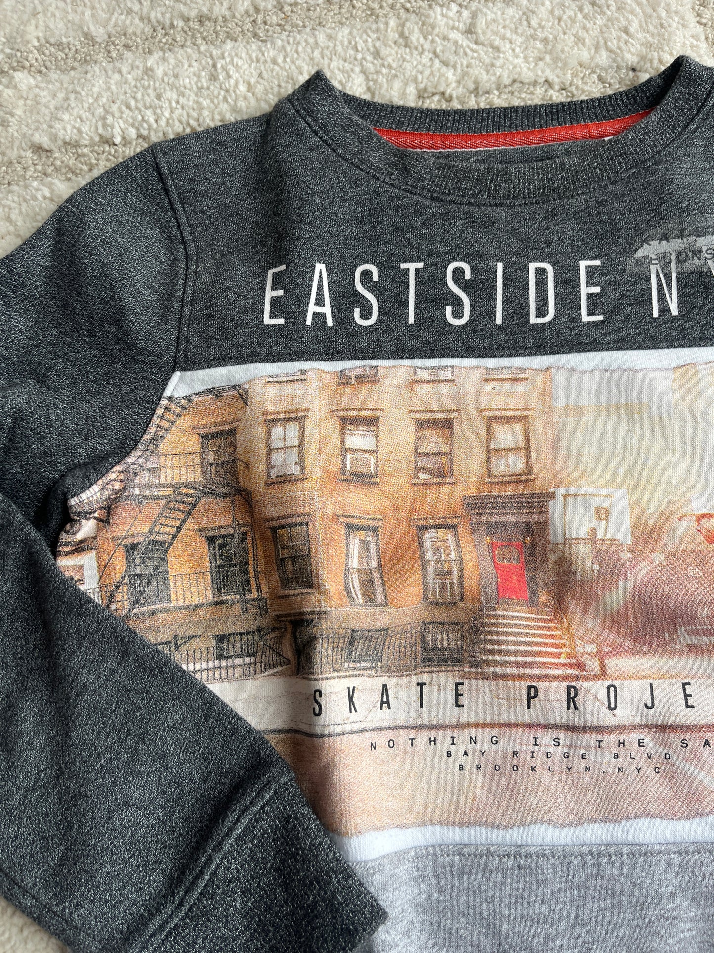 Sweat à manches longues gris et beige « Eastside NYC » - 10 ans