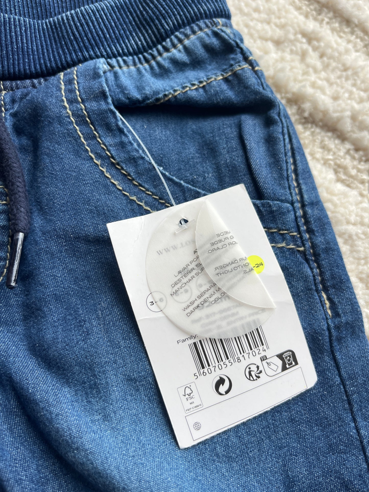 Jean bleu effet délavé avec poches NEUF - 18/24 mois (92cm)