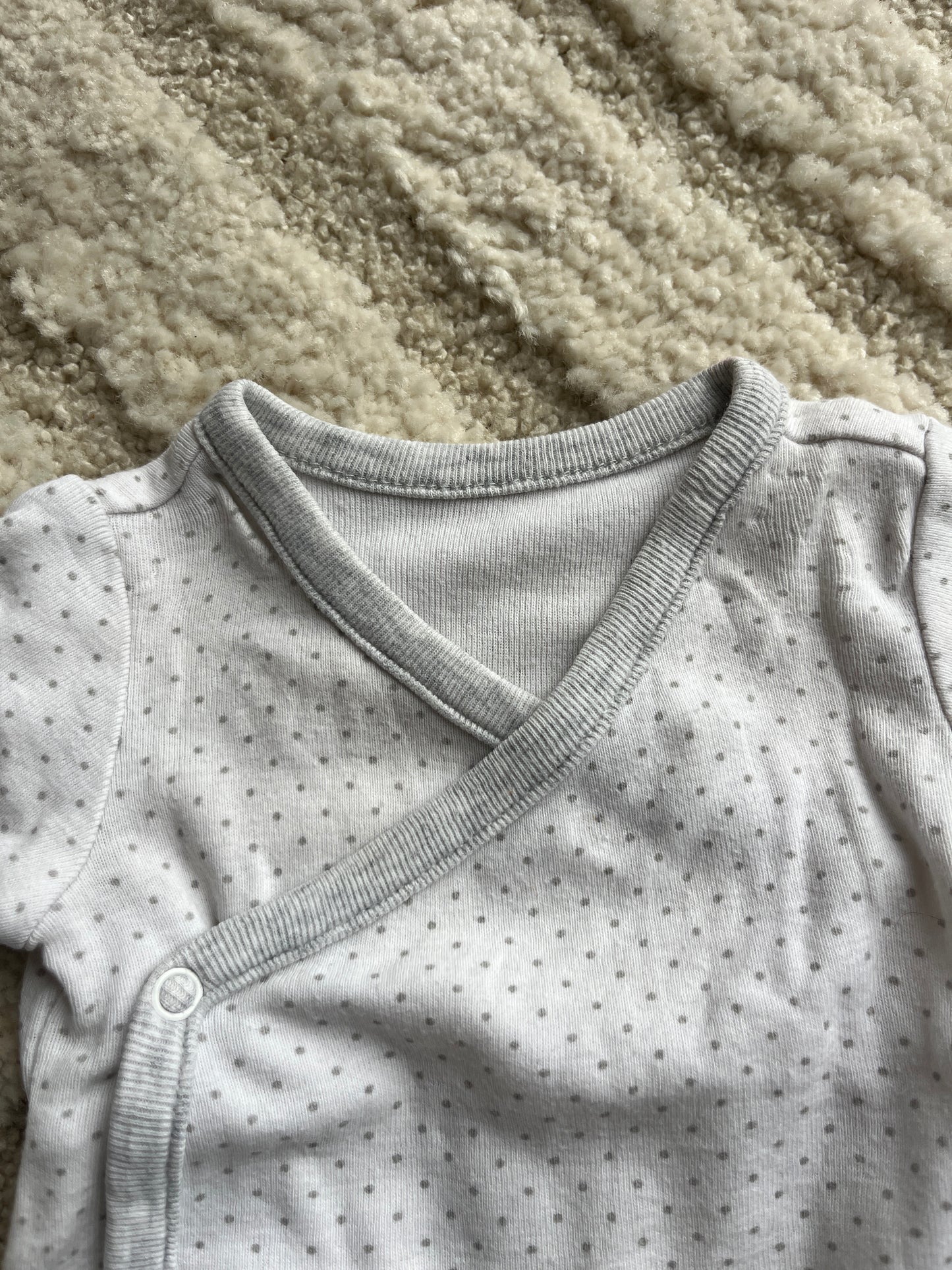 Body à manches longues blanc à pois gris asymétrique - 1 mois