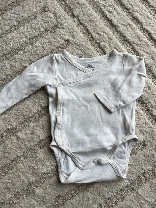 Body à manches longues en jersey crème asymétrique H&M - 1 mois