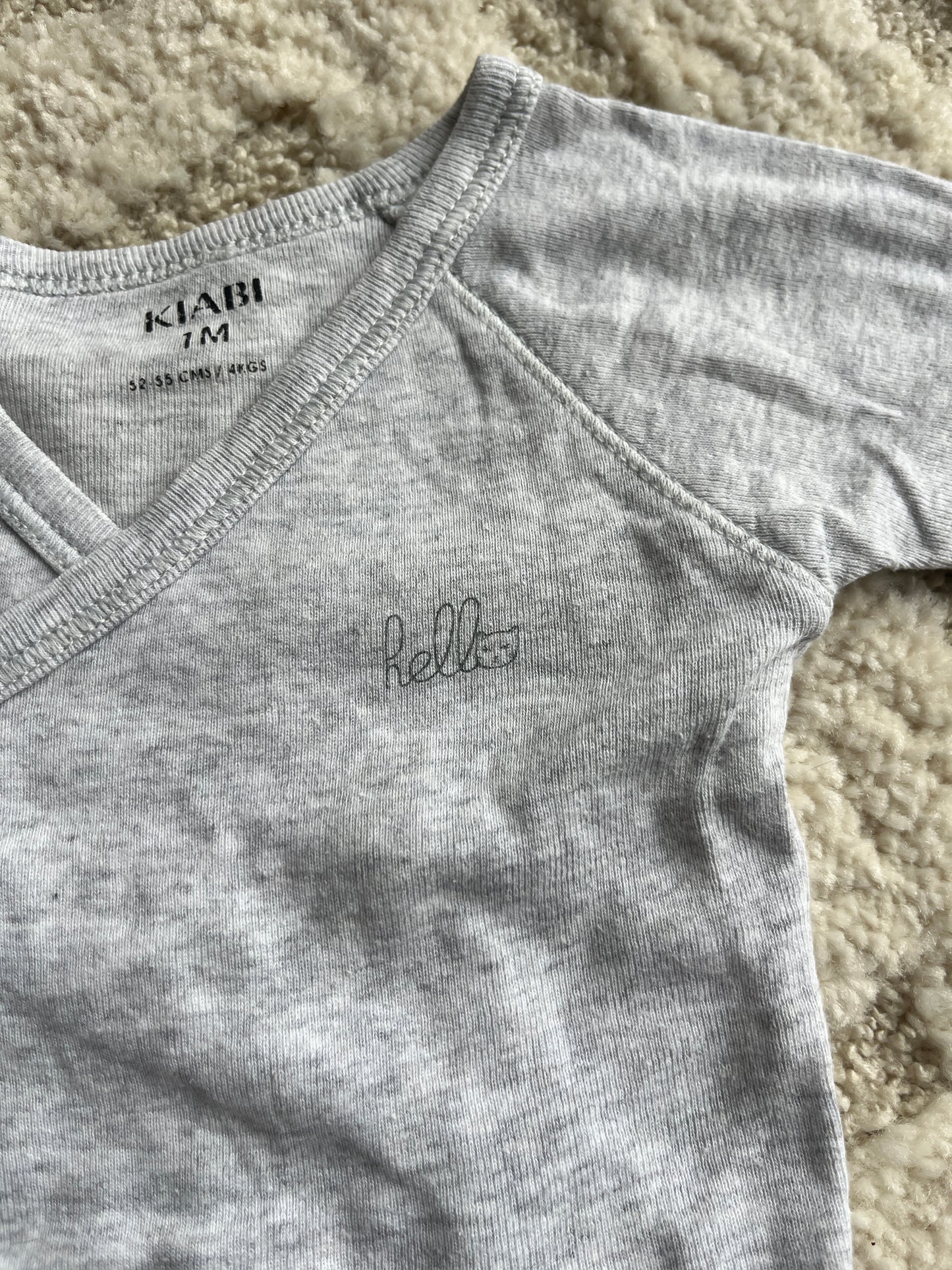 Body à manches longues gris asymétrique « hello » - 1 mois