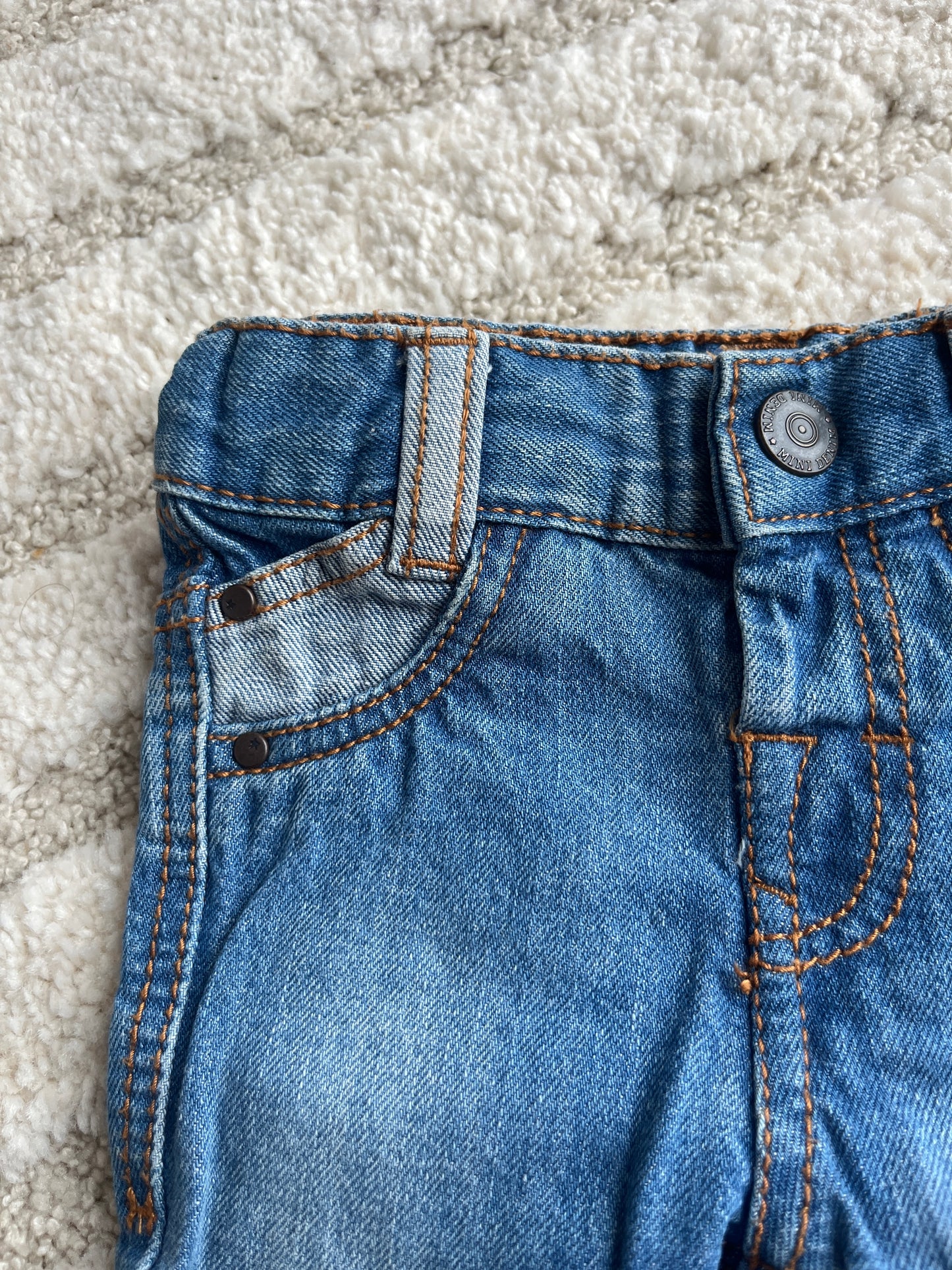 Jean slim bleu avec ourlets Kiabi - 1 mois