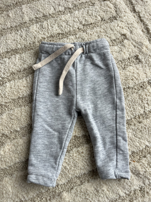 Jogging gris chiné Kiabi - 1 mois