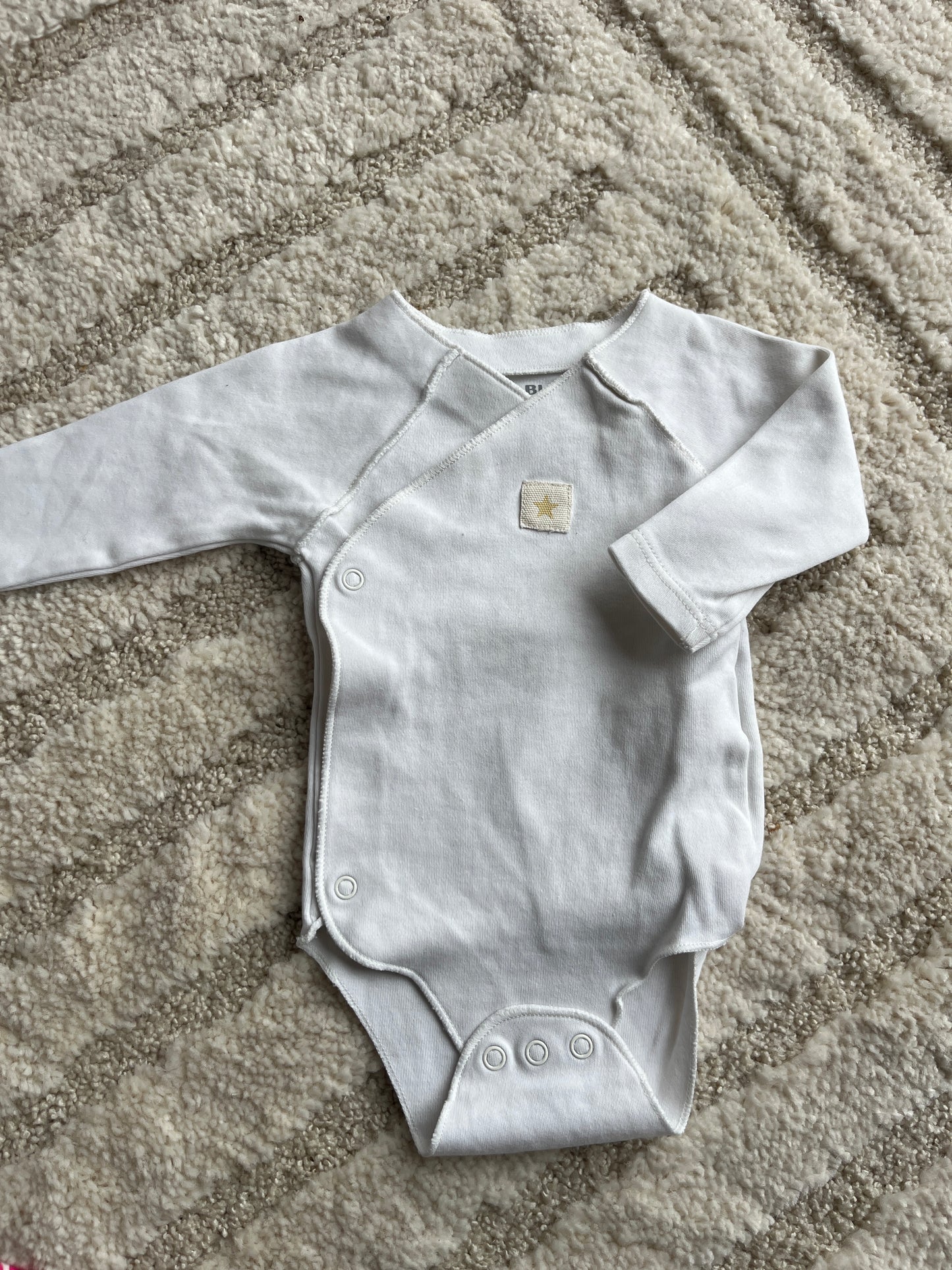 Body à manches longues blanc asymétrique avec étoile - 3 mois