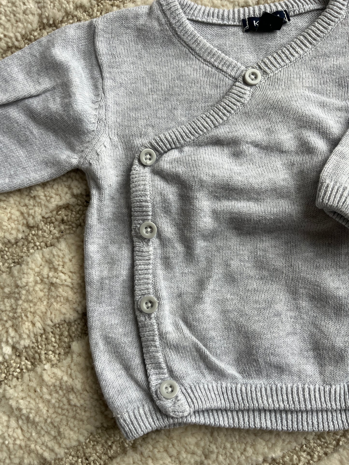 Brassière en maille à manches longues grise « hello » - 3 mois