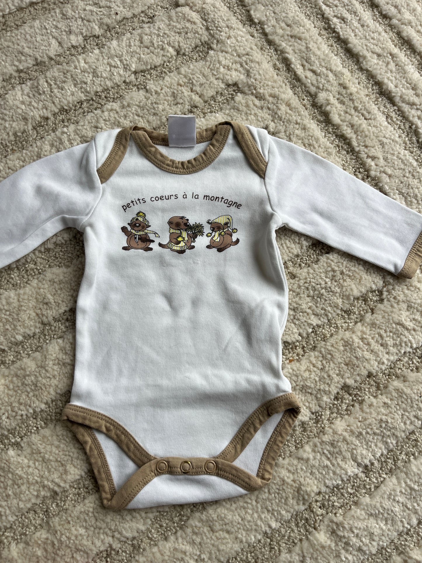 Body à manches longues blanc et marron motifs marmottes - 3 mois