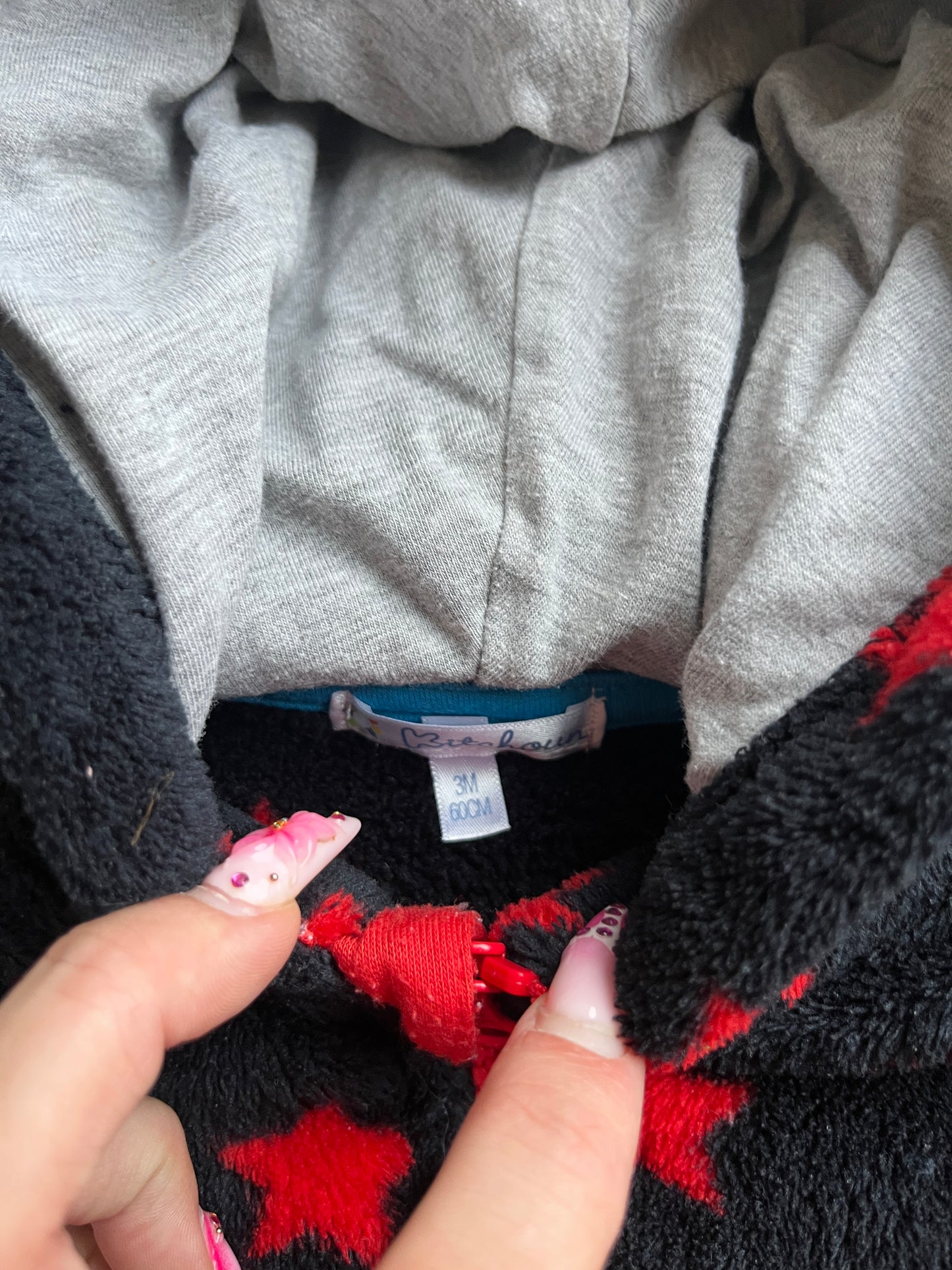 Gilet à capuche et à zip polaire noir avec étoiles rouges - 3 mois