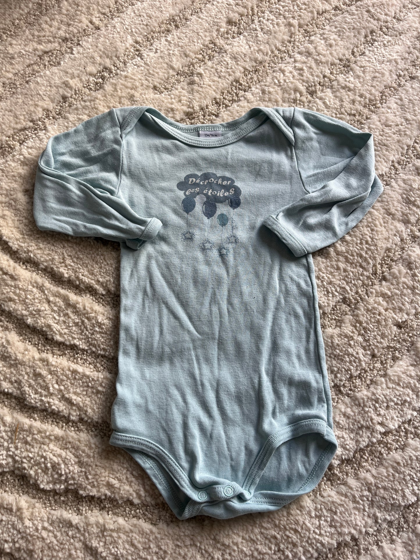 Lot de 2 bodies à manches longues gris et vert « décrocher les étoiles » Petit Bateau - 12 mois