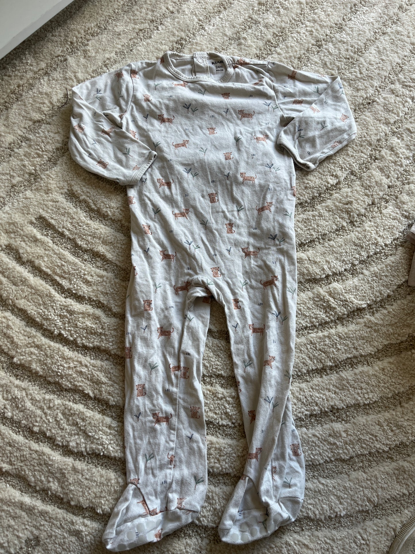 Pyjama léger en jersey beige avec motifs léopards - 24 mois
