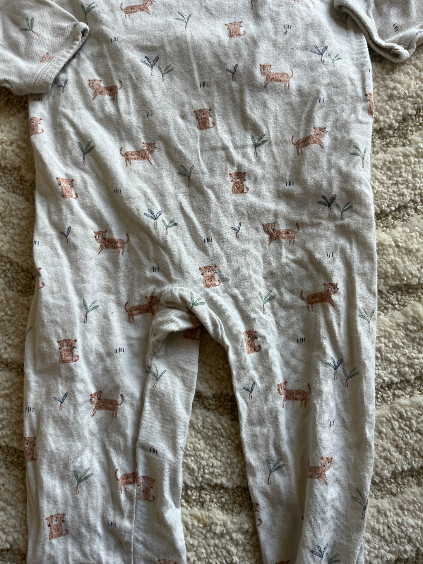 Pyjama léger en jersey beige avec motifs léopards - 24 mois